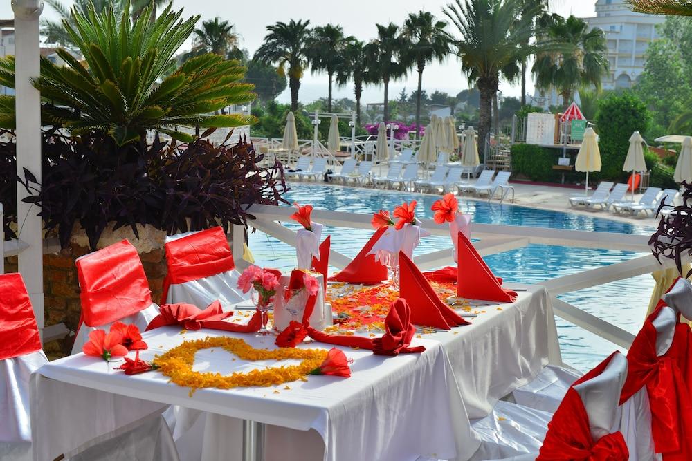 Seaden Corolla Hotel 시데 외부 사진